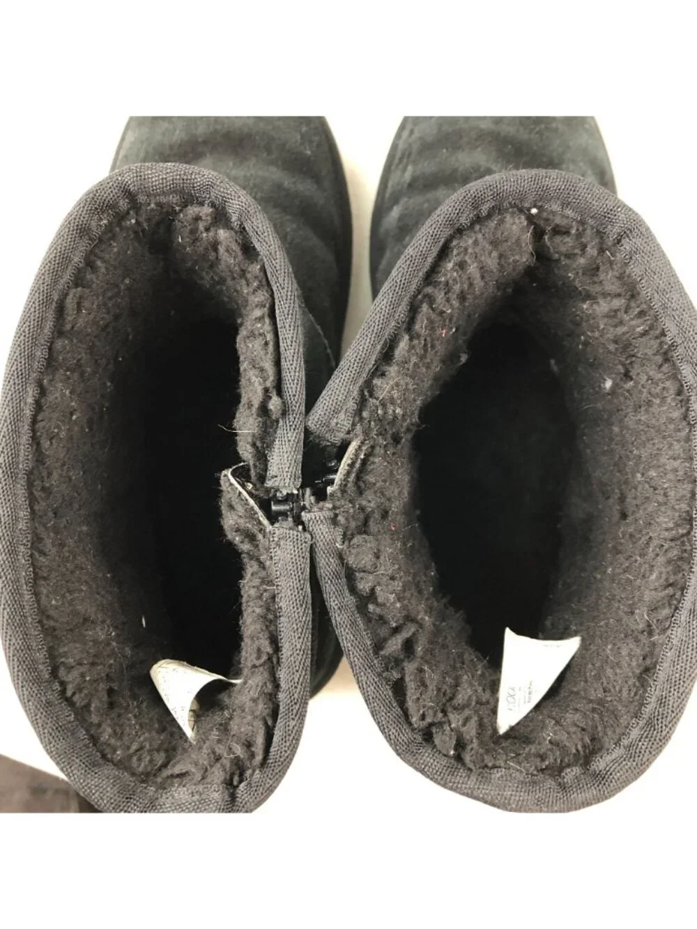 Koolaburra UGG Kid's Size 5 Koola Mini Black Suede Closed Toe Faux Fur Boots